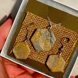 Honeycomb Earring and Necklace set